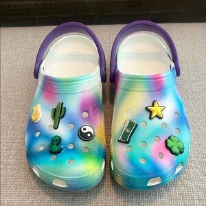 CROCS tie dye shoes, size 6 (Junior) but fit women size 8.